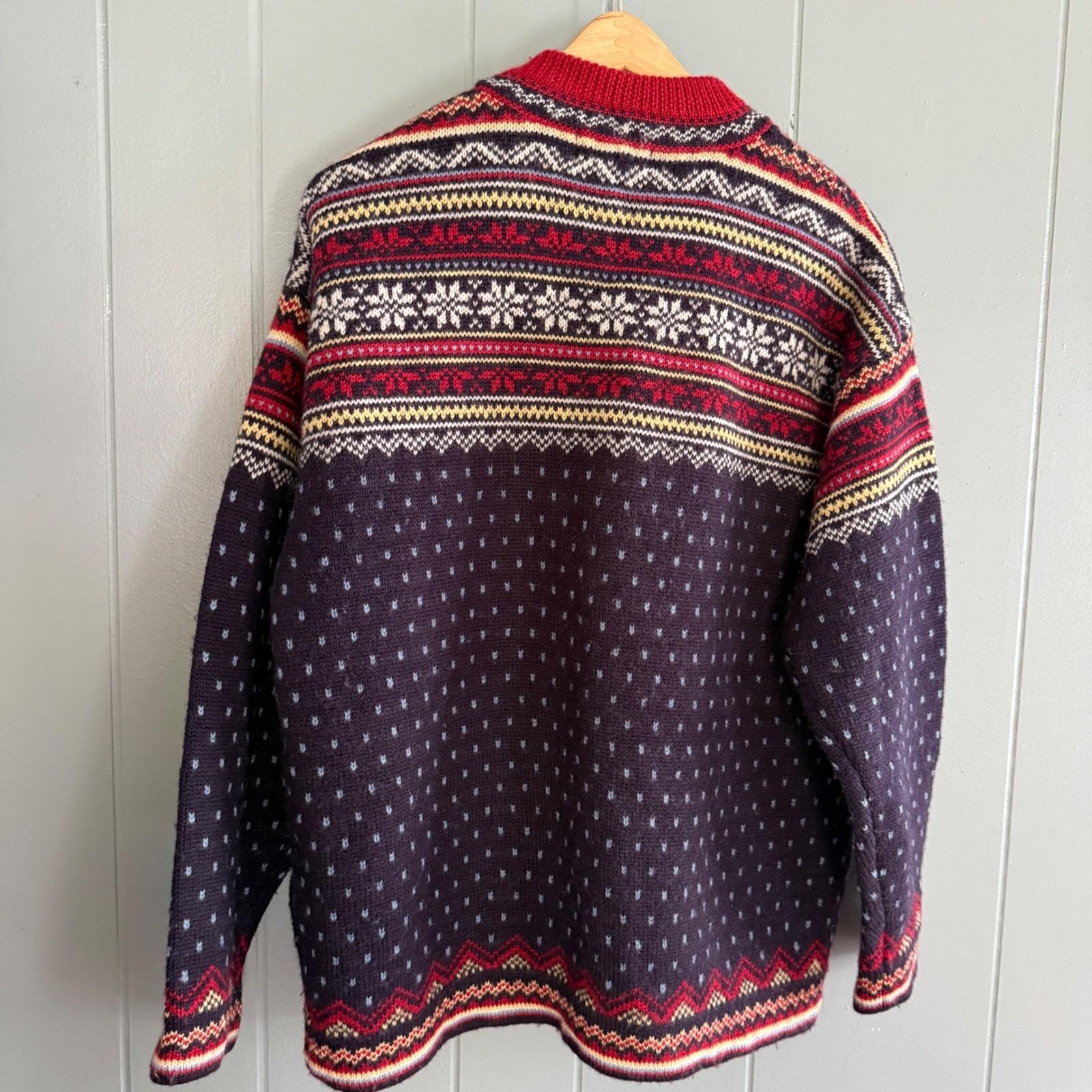 Vintage Wool Fair Isle Sweater Red Navy Snowflake Lands' End M 10–12 Made HK - Image 10